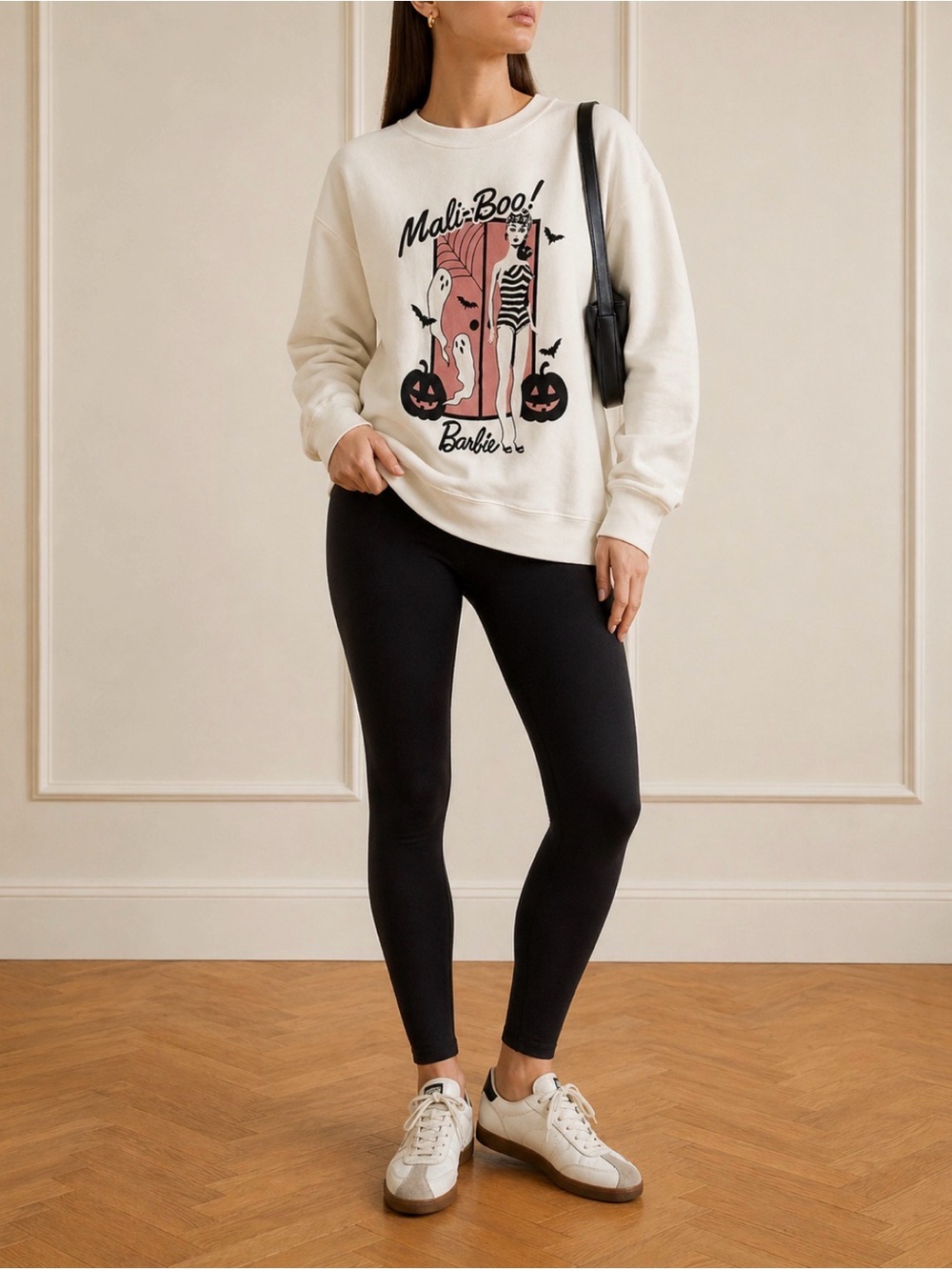 Barbie | White Halloween Graphic Sweatshirt | S